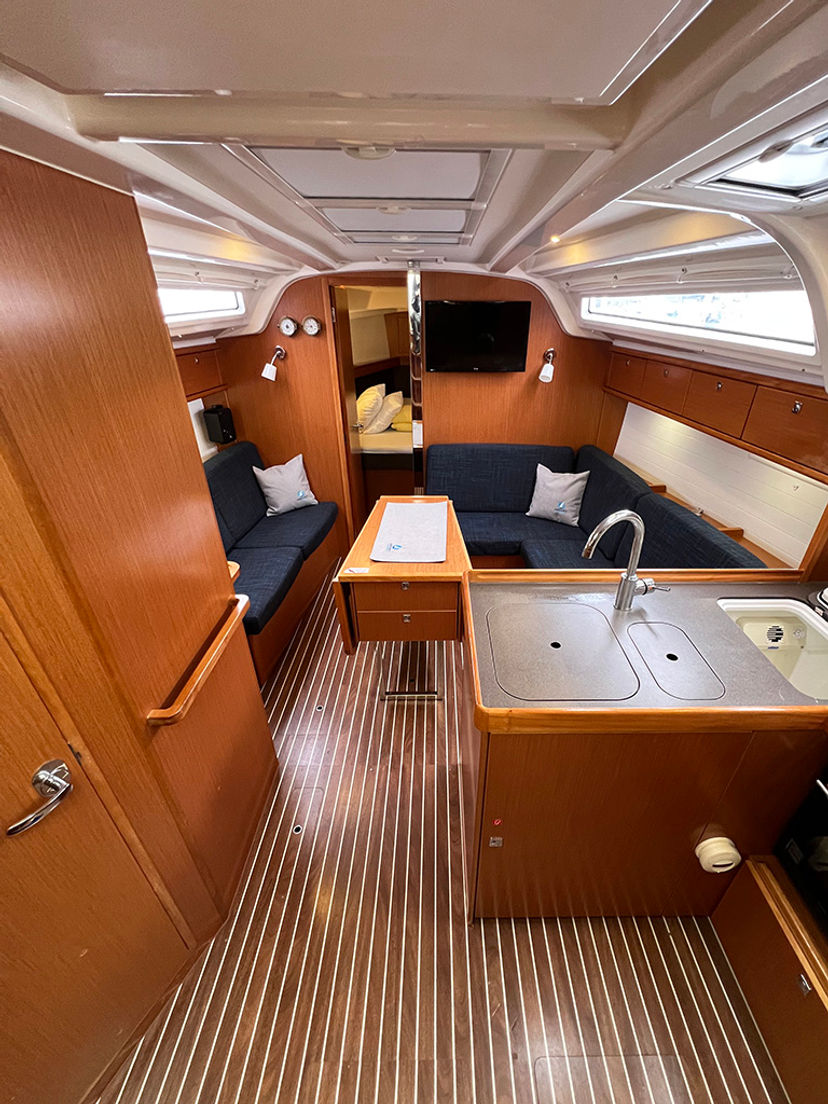 Bavaria Yachtbau 37 Bura