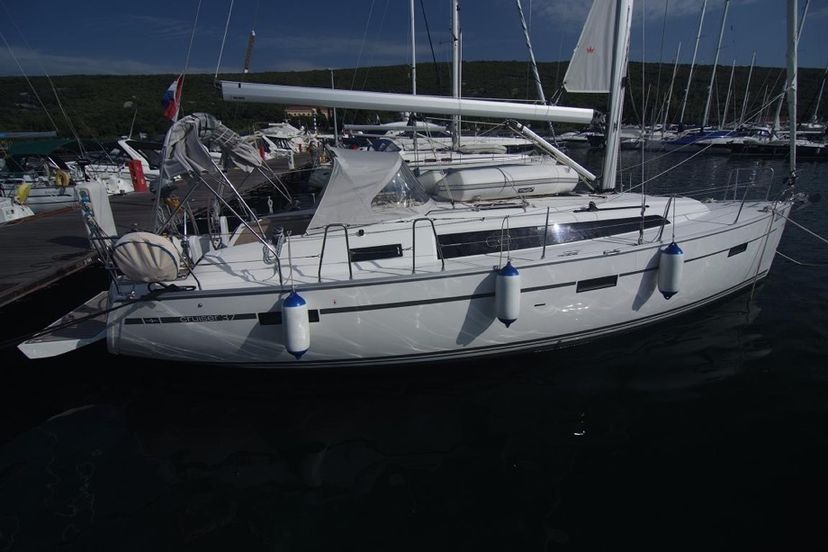 Bavaria Yachtbau 37 Jugo