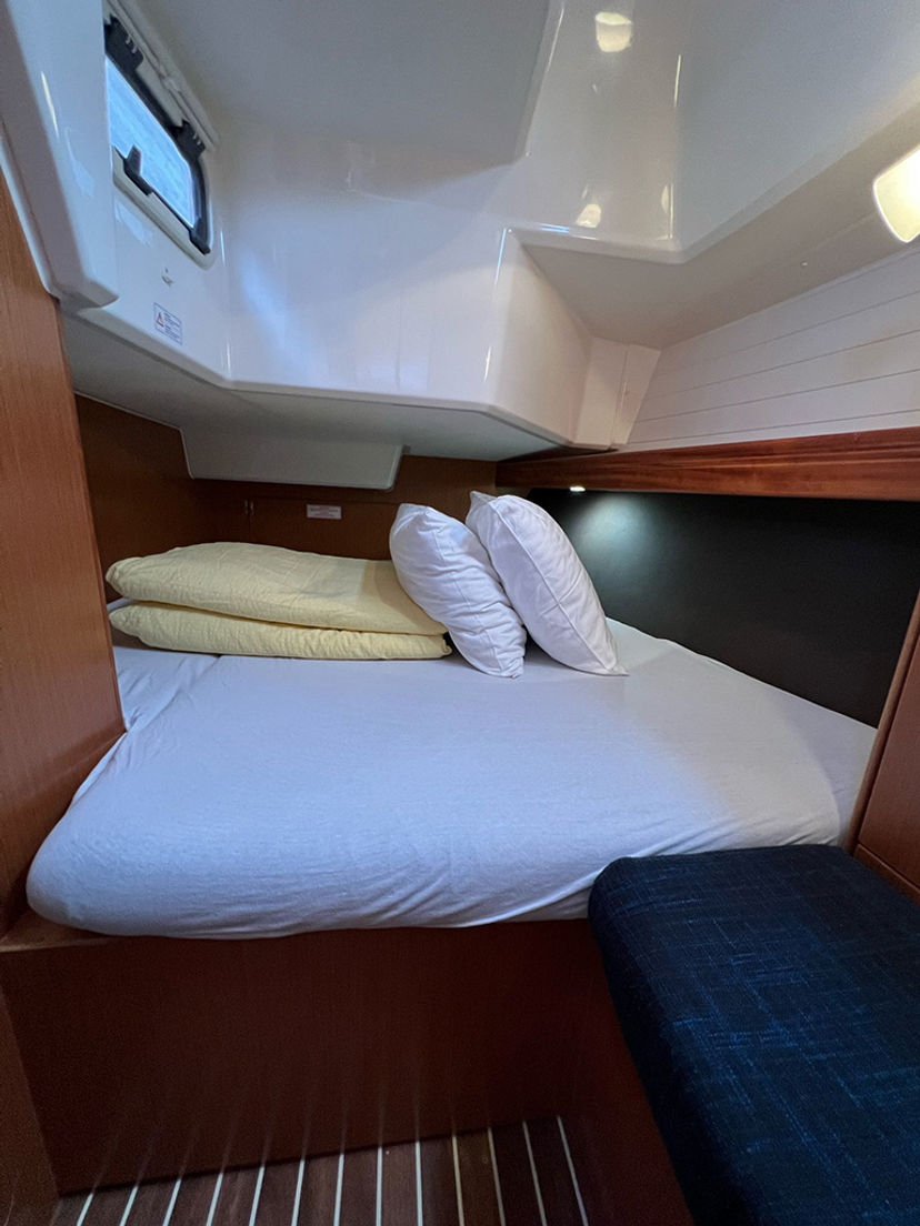 Bavaria Yachtbau 37 Jugo