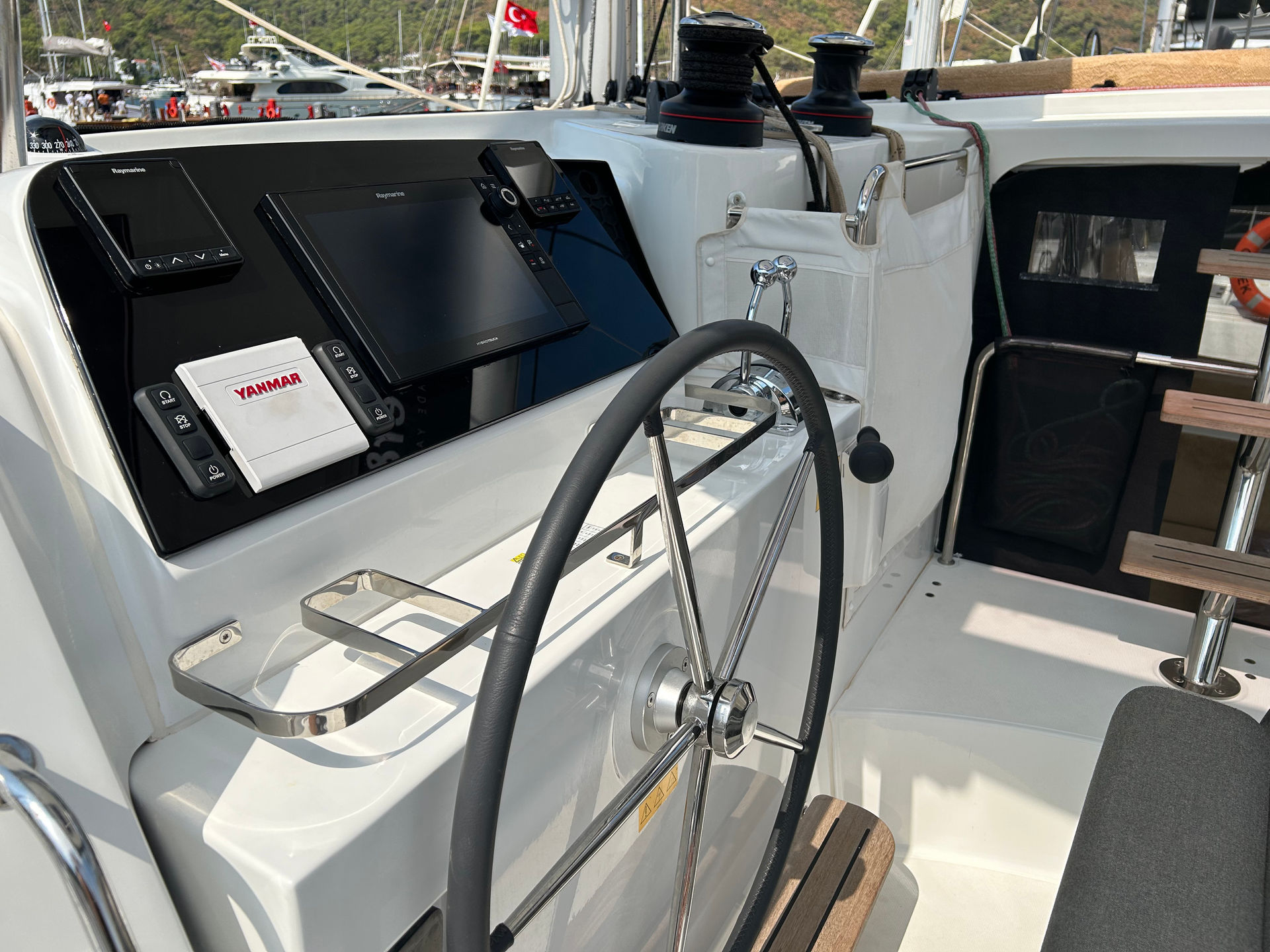 nausys-40241092-34428810-2HEIC.jpg