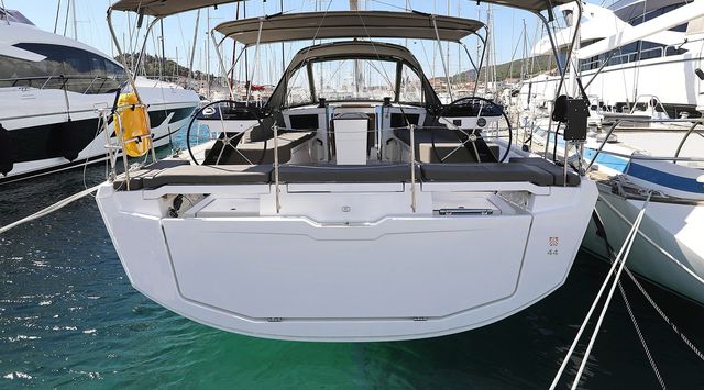 Dufour Yachts 44 Scooby Doo