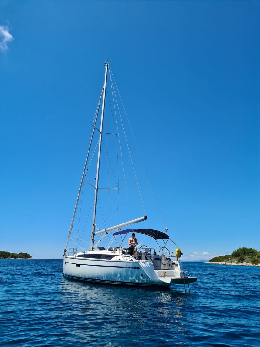 Bavaria Yachtbau 37 Lana 3