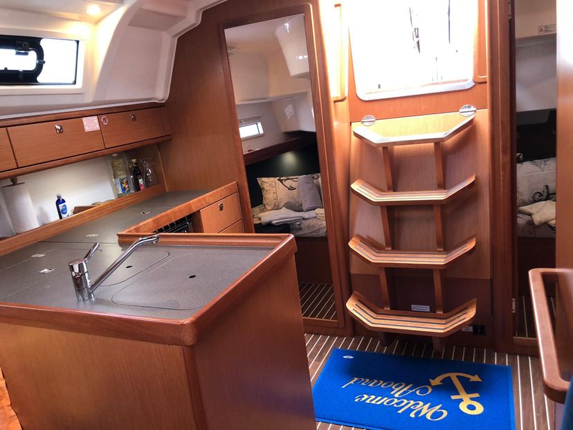 Bavaria Yachtbau 37 Lana 3