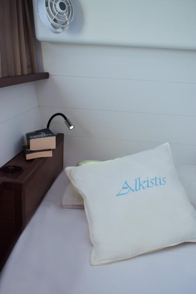 Lagoon 45 Alkistis
