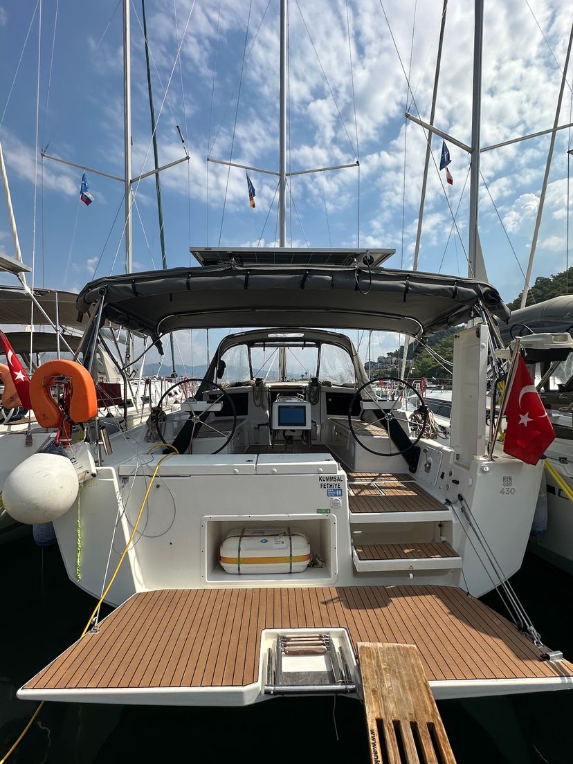 Dufour Yachts 43 Kummsal