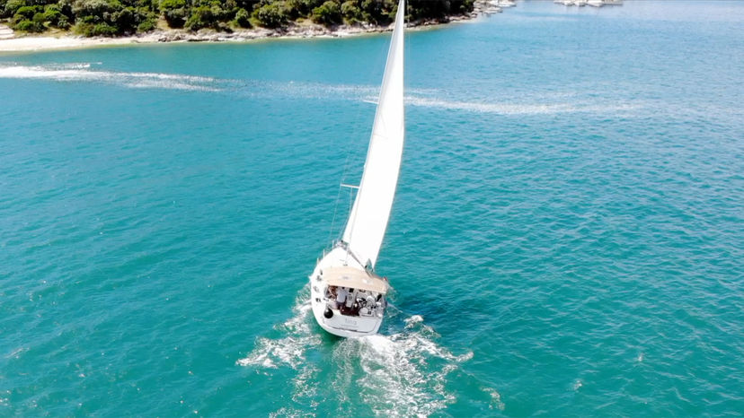 Jeanneau 38 Tina