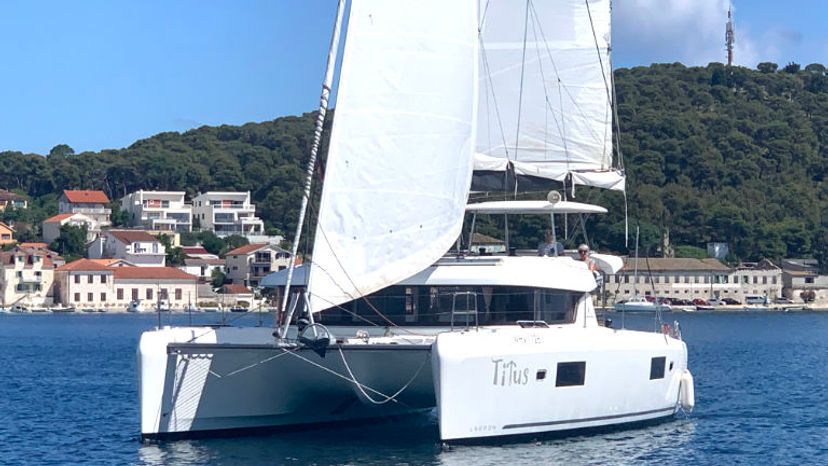 Lagoon 42 Titus