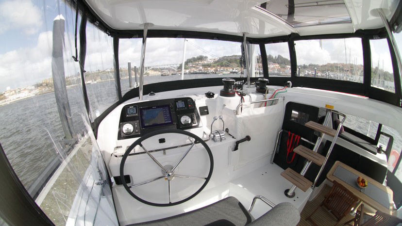 Lagoon 42 Titus