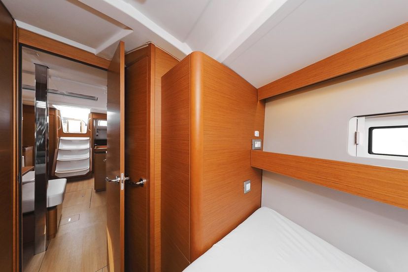 Jeanneau 40 Waka