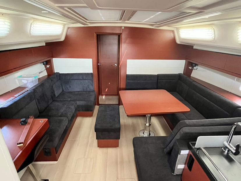 Hanse Yachts 45 Avra