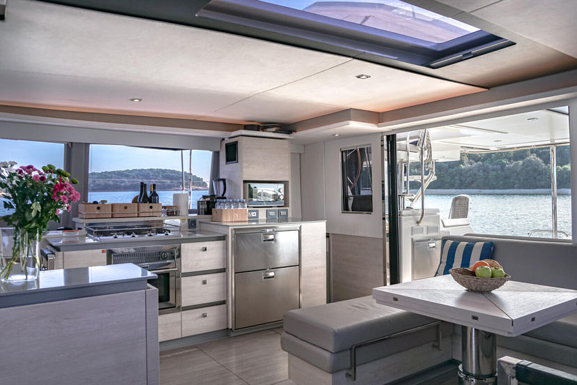 Leopard Catamarans 50 Solaia