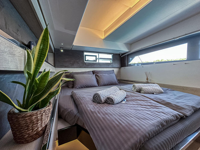 Leopard Catamarans 50 Solaia