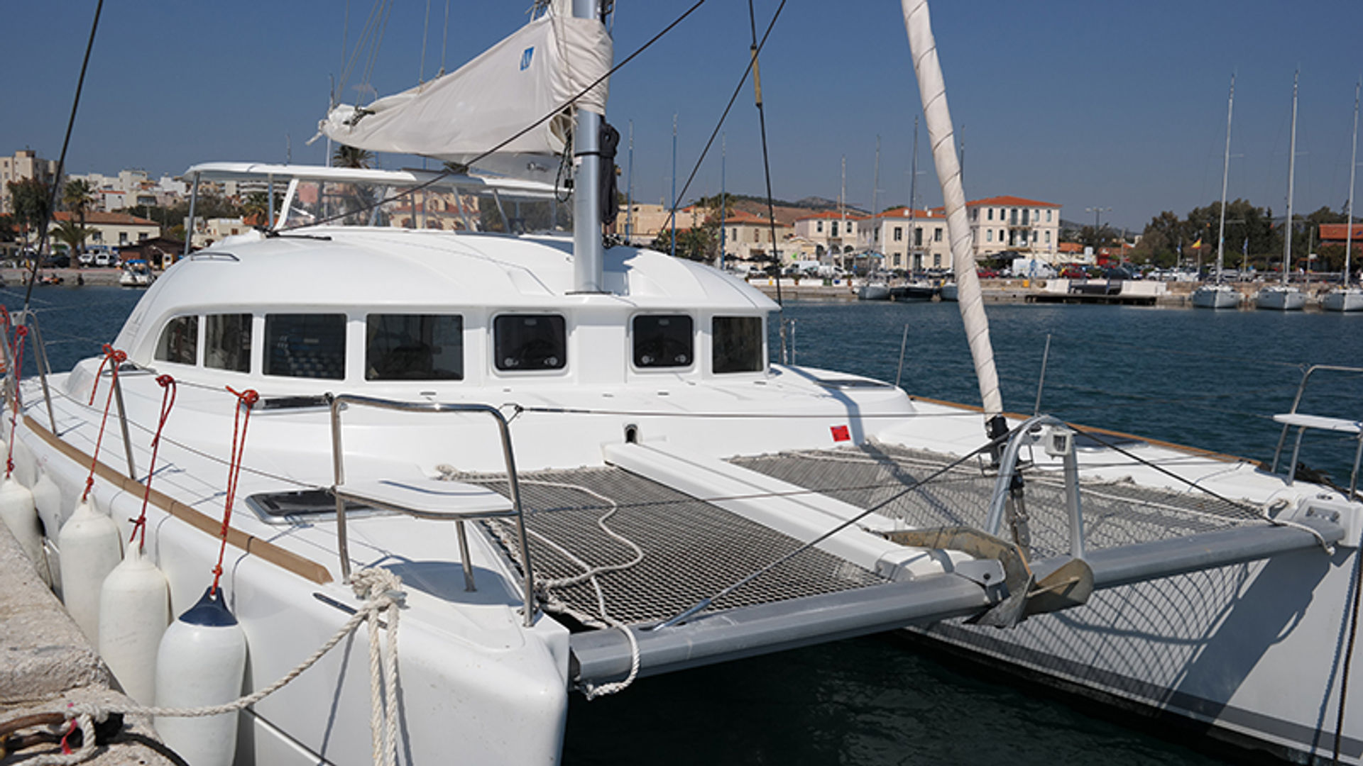nausys-40650312-40508745-main.jpg