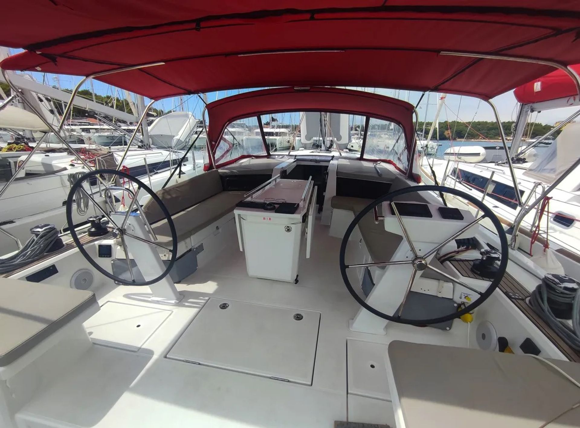 nausys-40860557-100556-n1.jpg