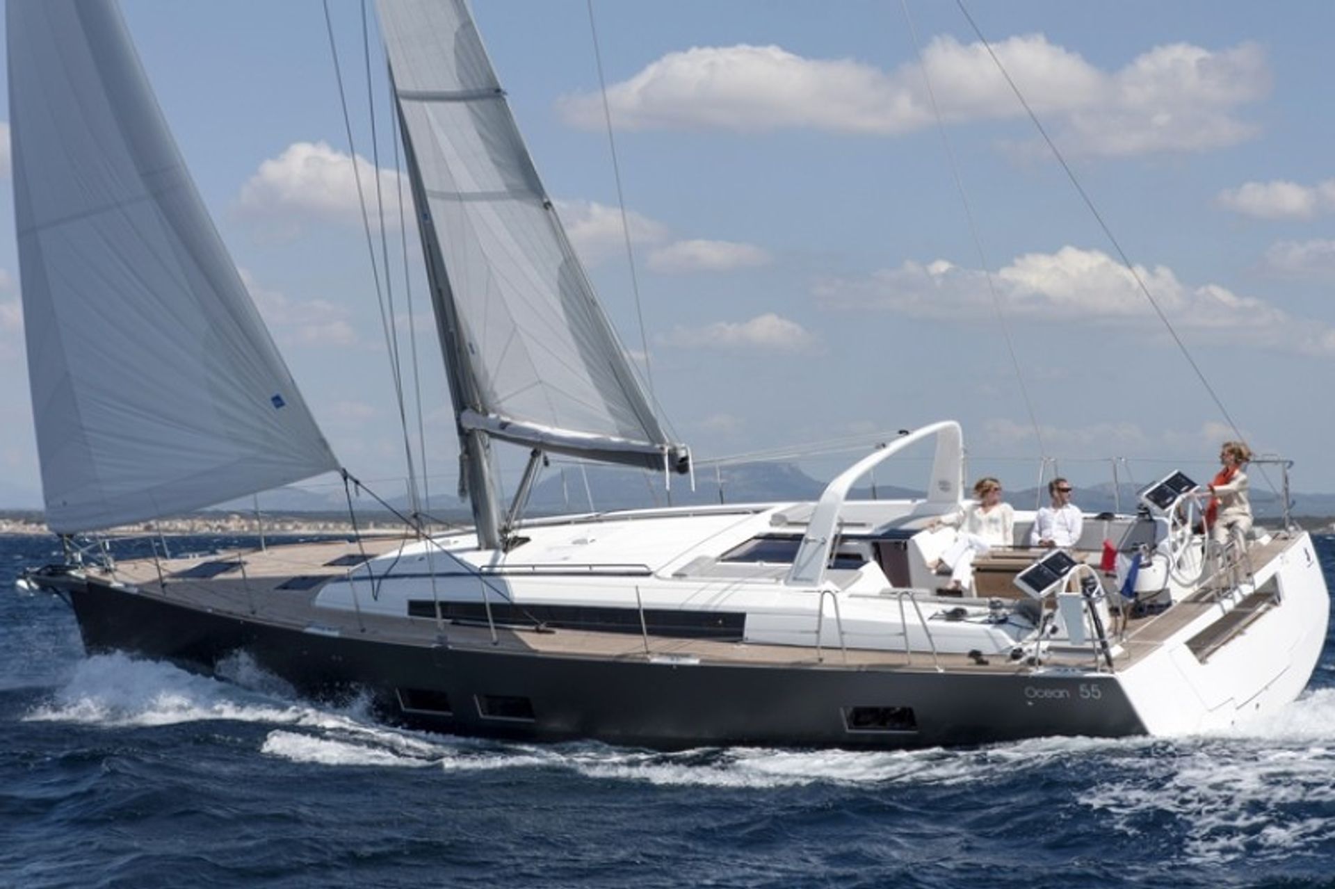 nausys-40867363-51-main.jpg