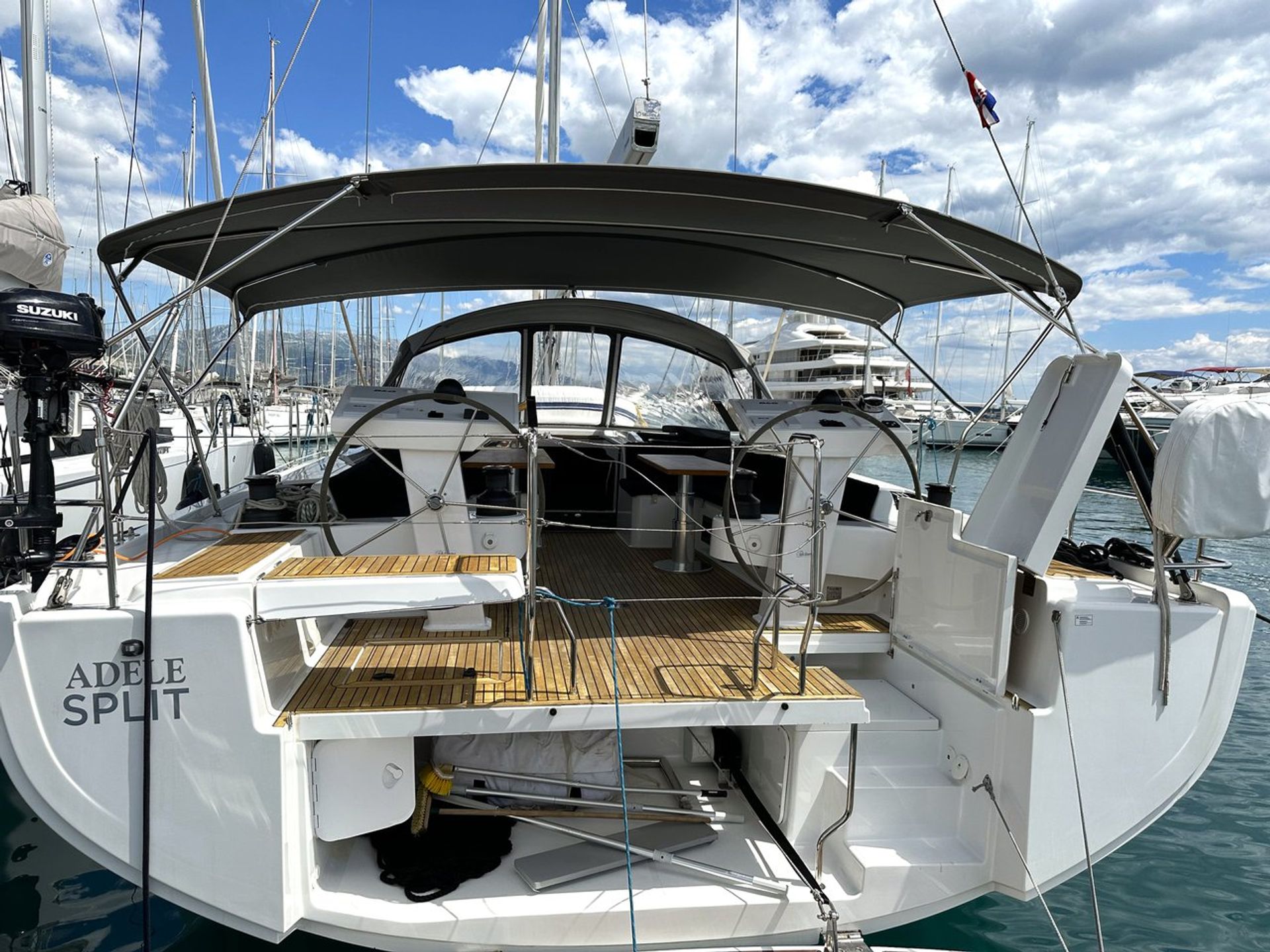 nausys-40867364-51-n.jpg