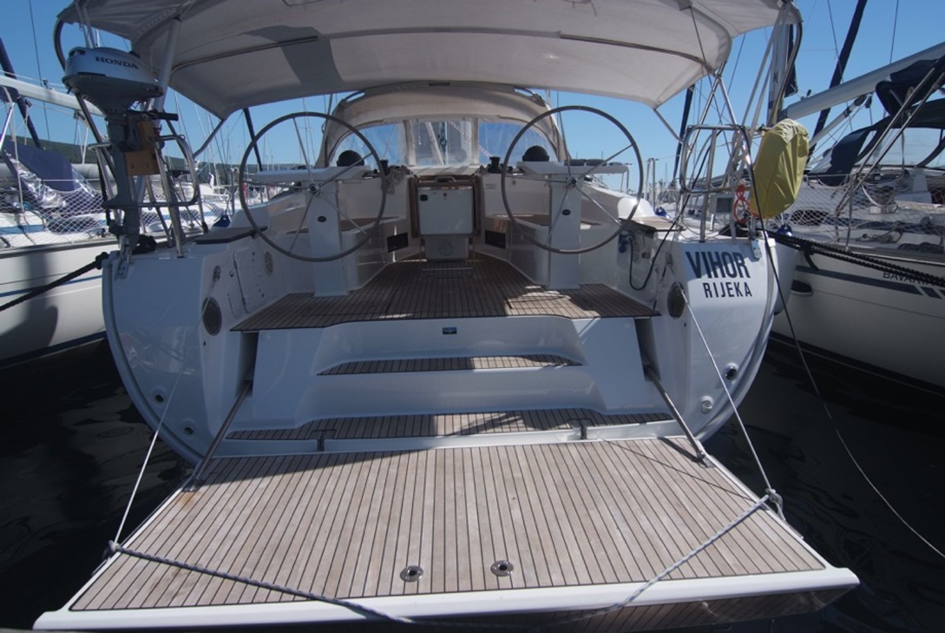 nausys-41053072-482148-n.jpg
