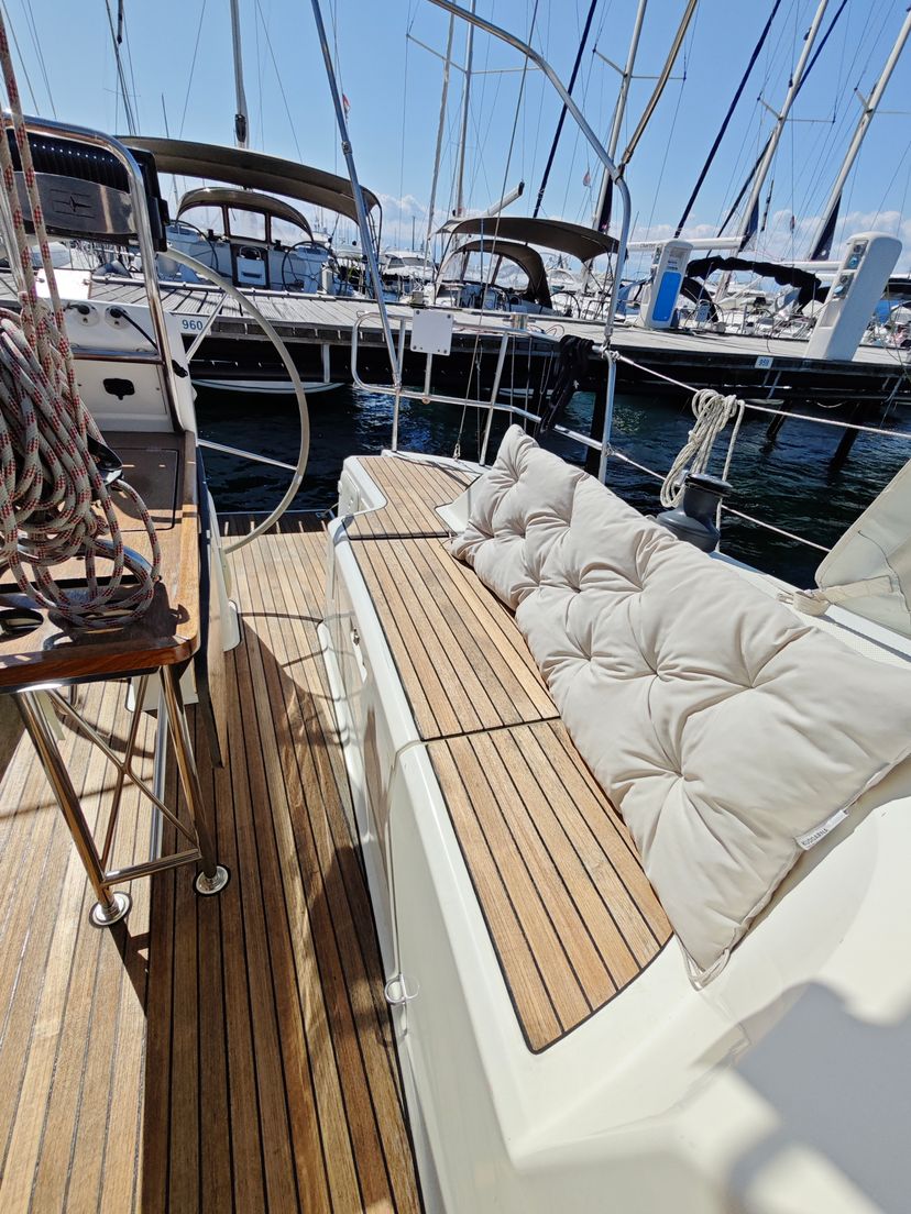 Bavaria Yachtbau CRUISER 33 Pulenat