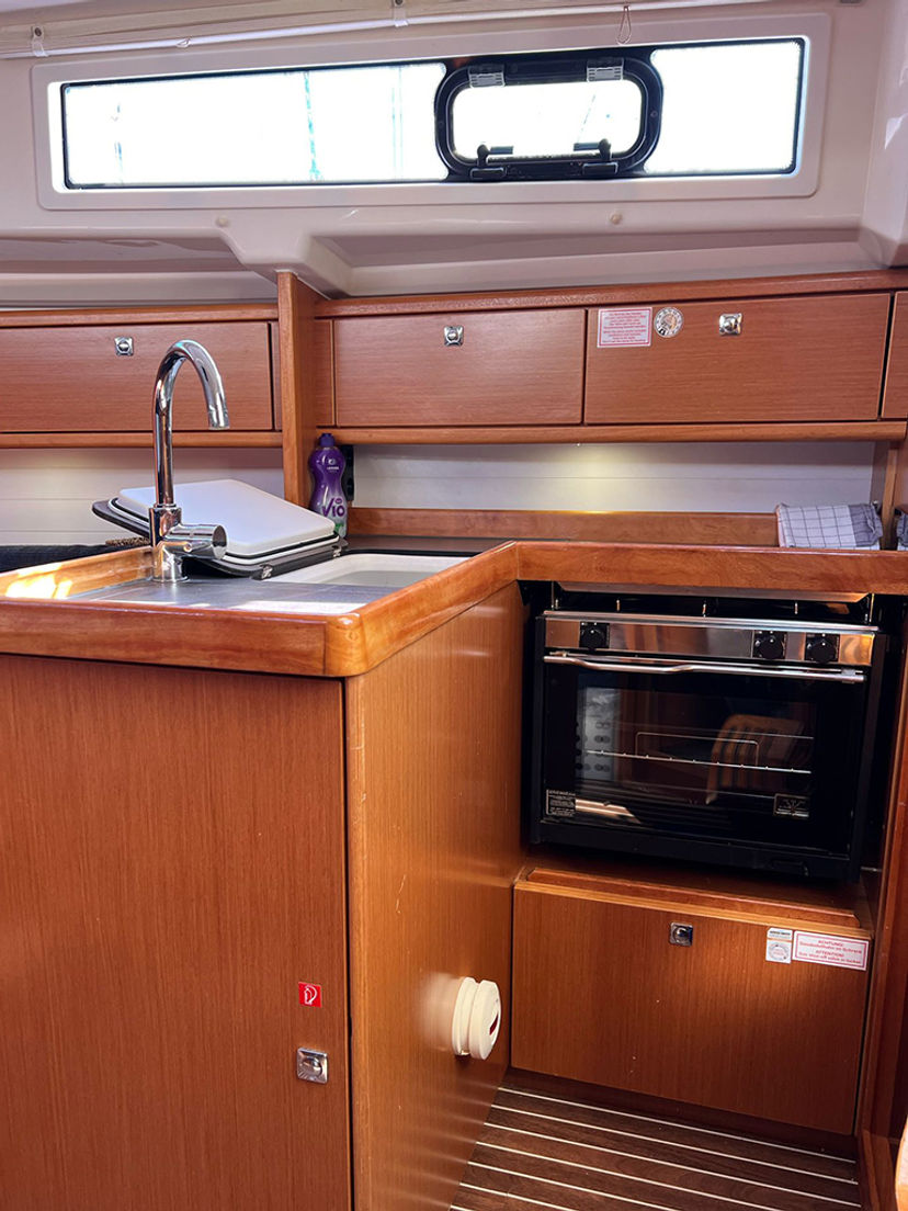 Bavaria Yachtbau CRUISER 33 Pulenat
