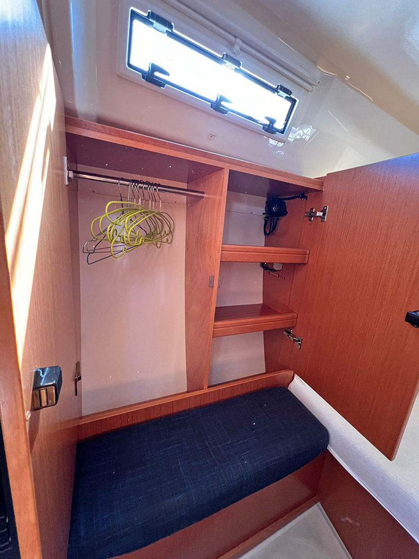 Bavaria Yachtbau CRUISER 33 Pulenat