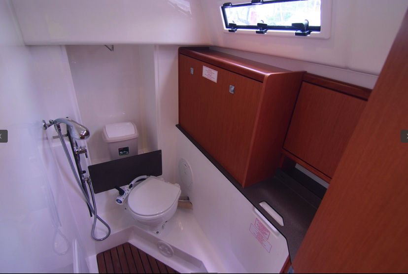 Bavaria Yachtbau CRUISER 33 Pulenat