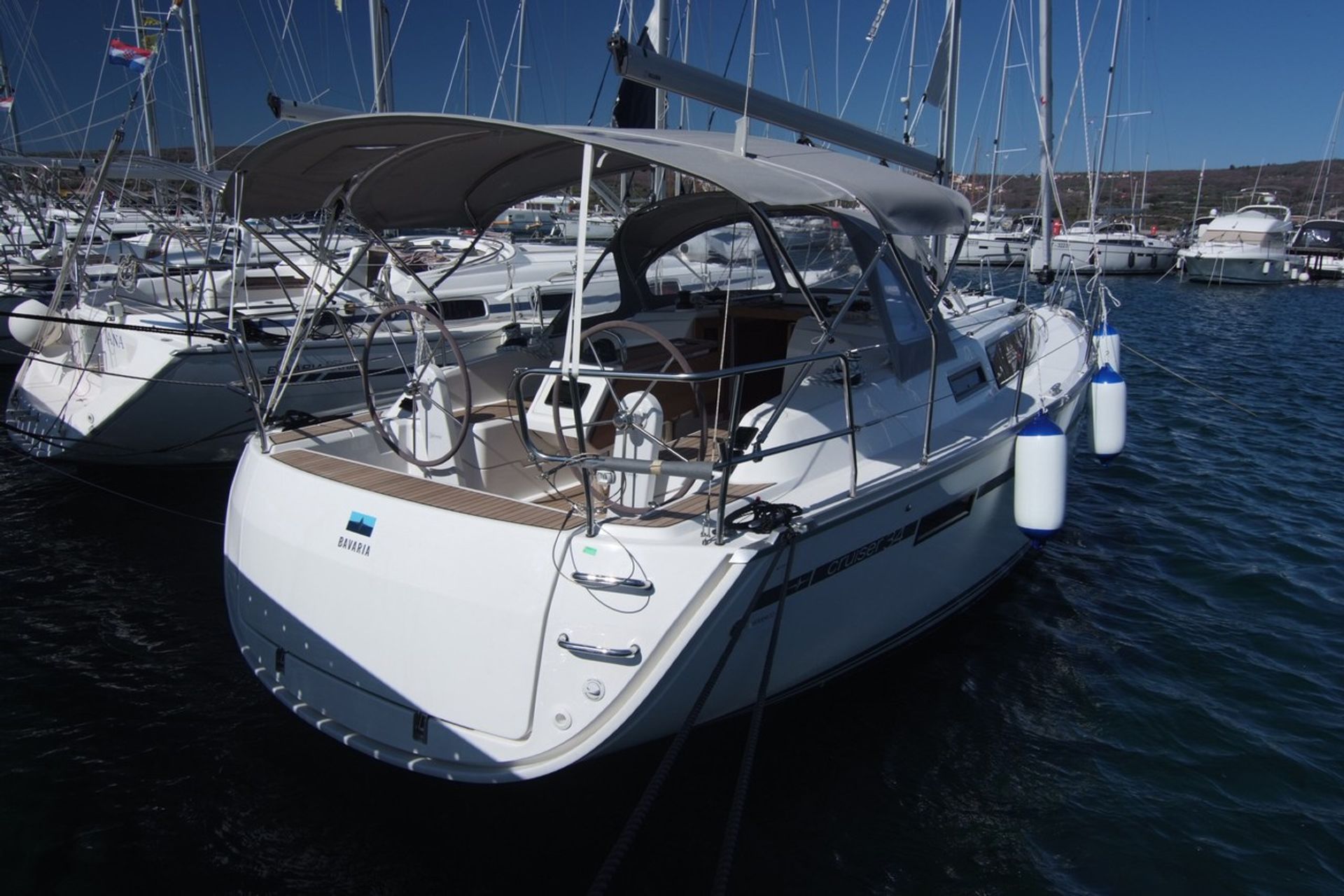 nausys-41168371-126227-main.jpg