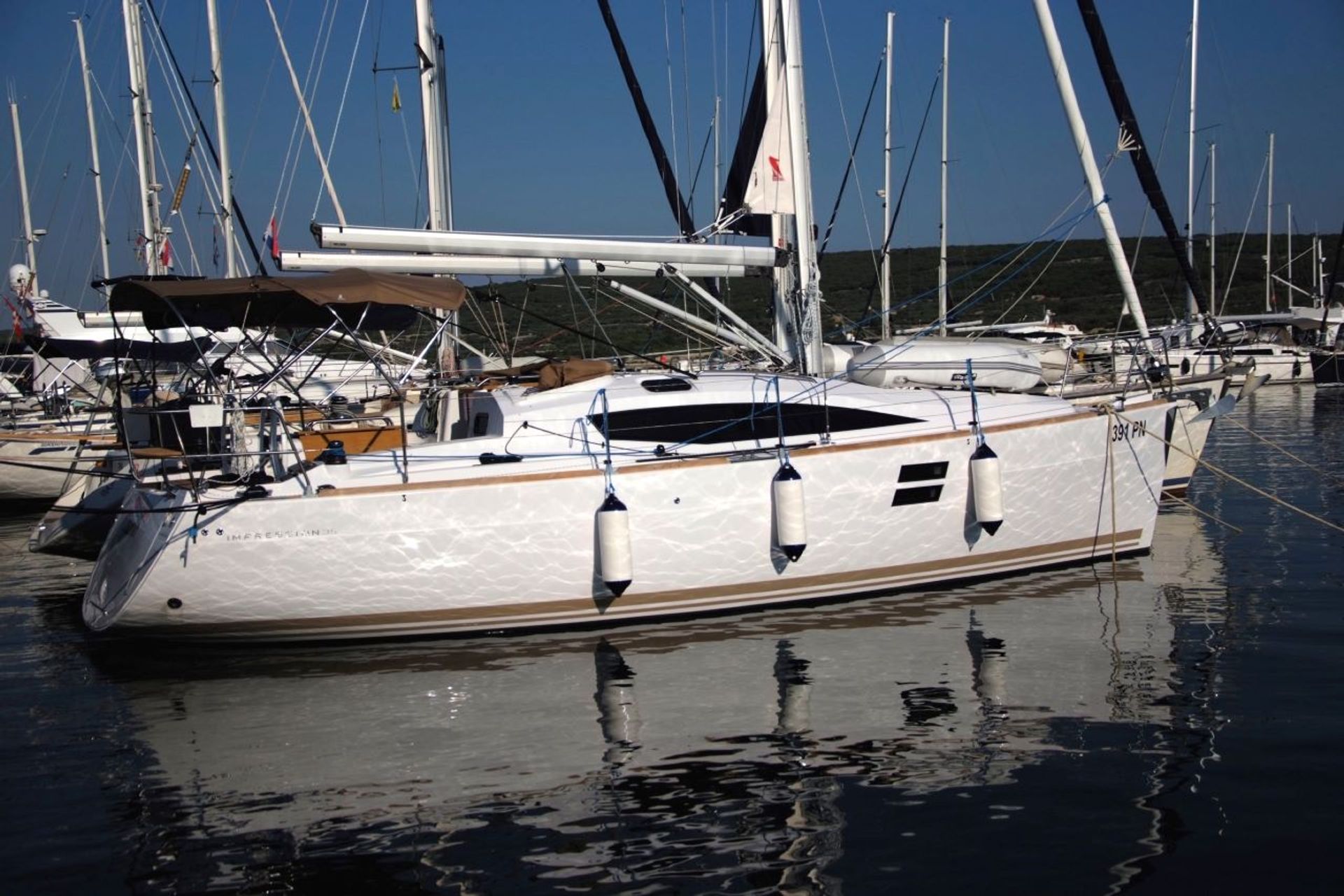nausys-41168479-126227-main.jpg