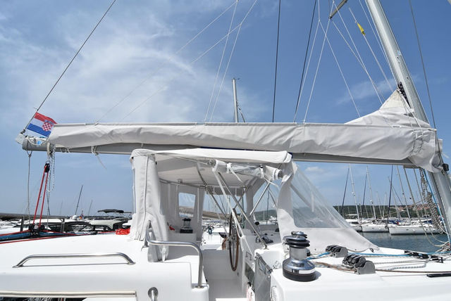 Lagoon 40 Oceanus