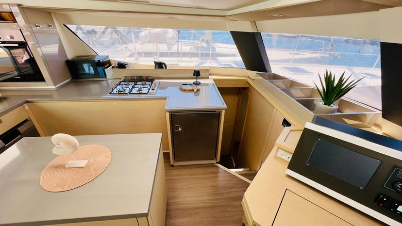 Fountaine Pajot 50 Franco Nero