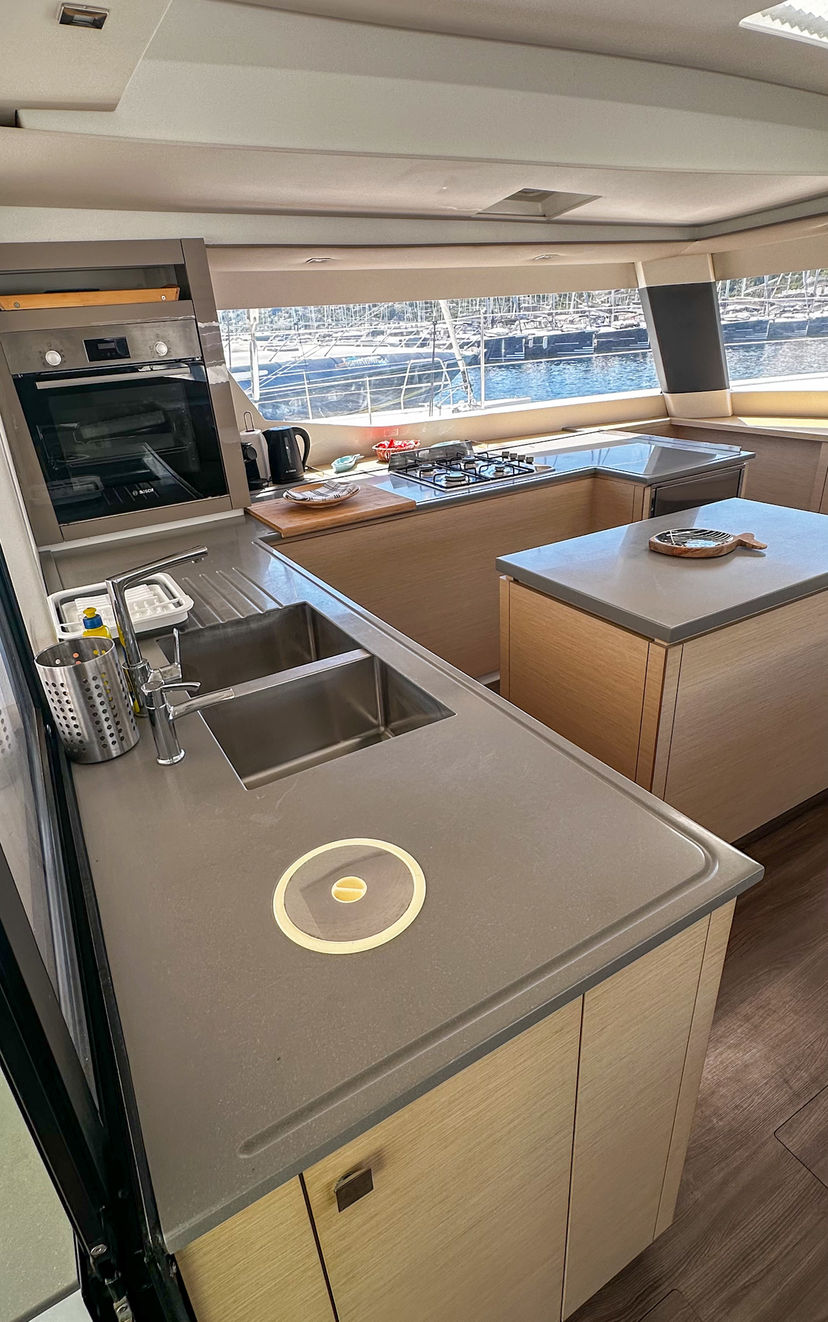 Fountaine Pajot 50 Franco Nero