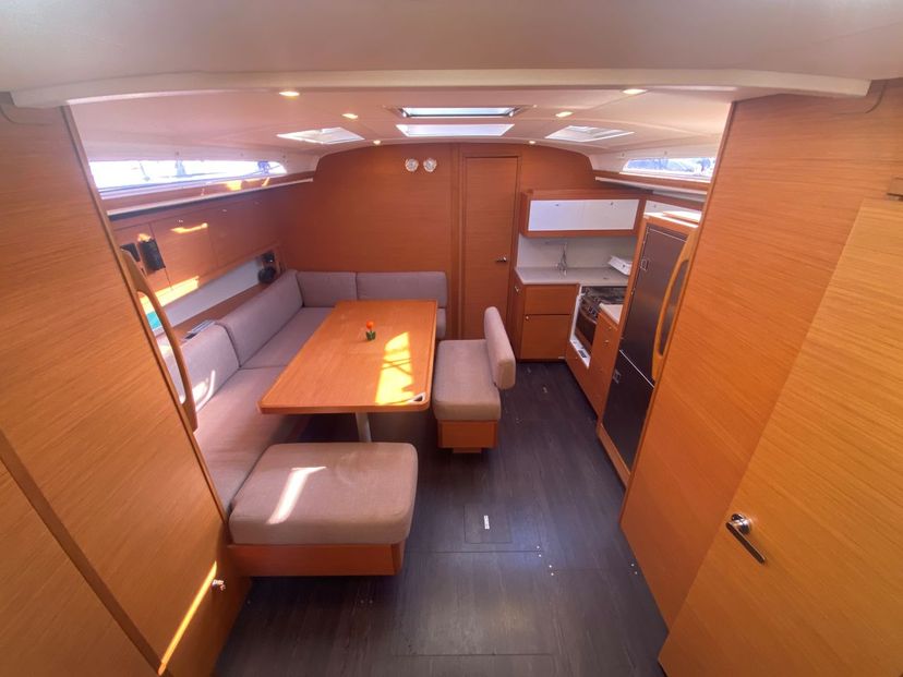 Dufour Yachts 47 CURIE