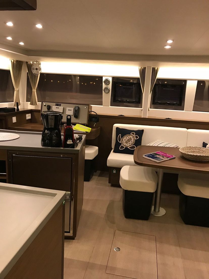 Lagoon 45 Solstice