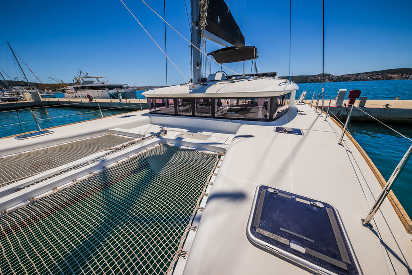 Lagoon 45 Shiva