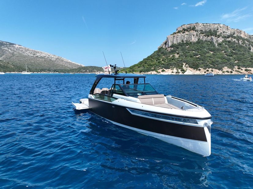 Saxdor Yachts 32 Goldfinger