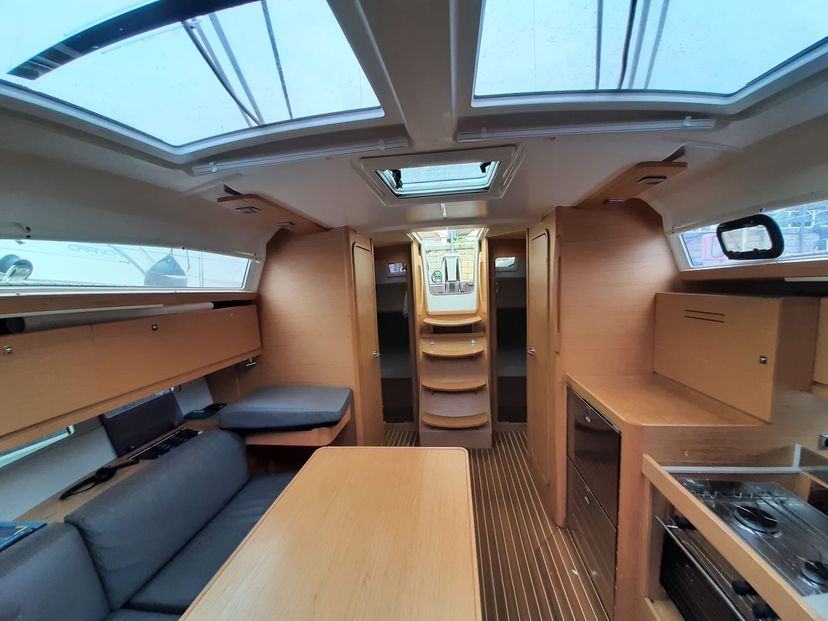 Dufour Yachts 38 Shira