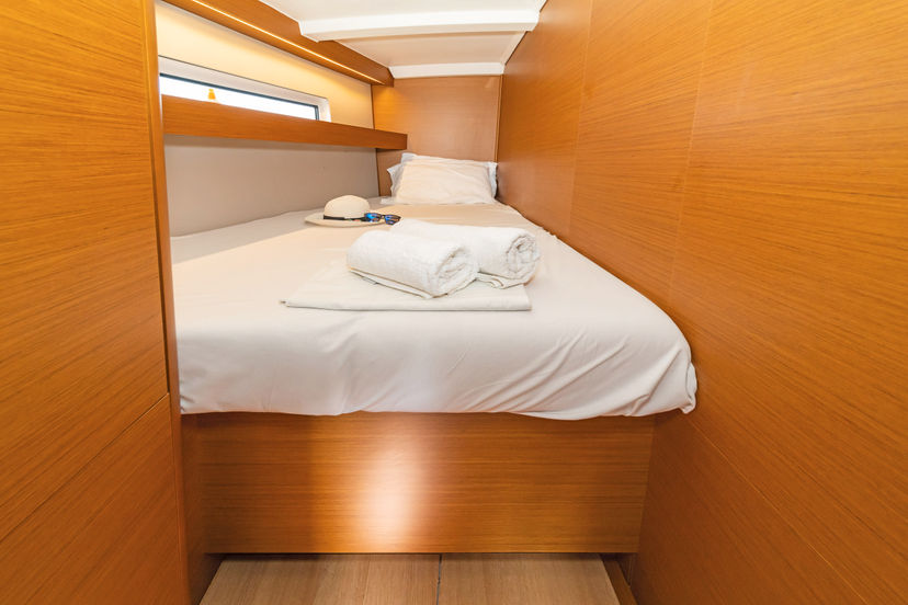 Jeanneau 40 Lefkippi 