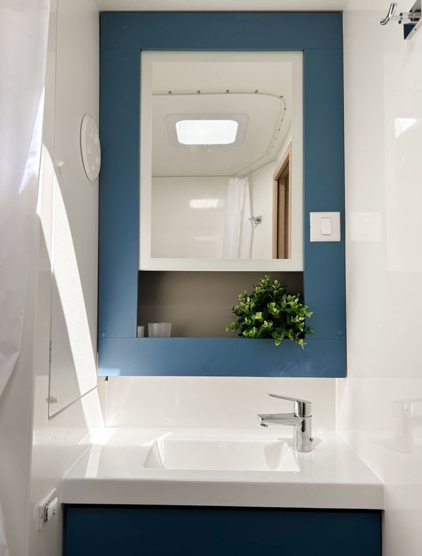 Fountaine Pajot 47 Angara