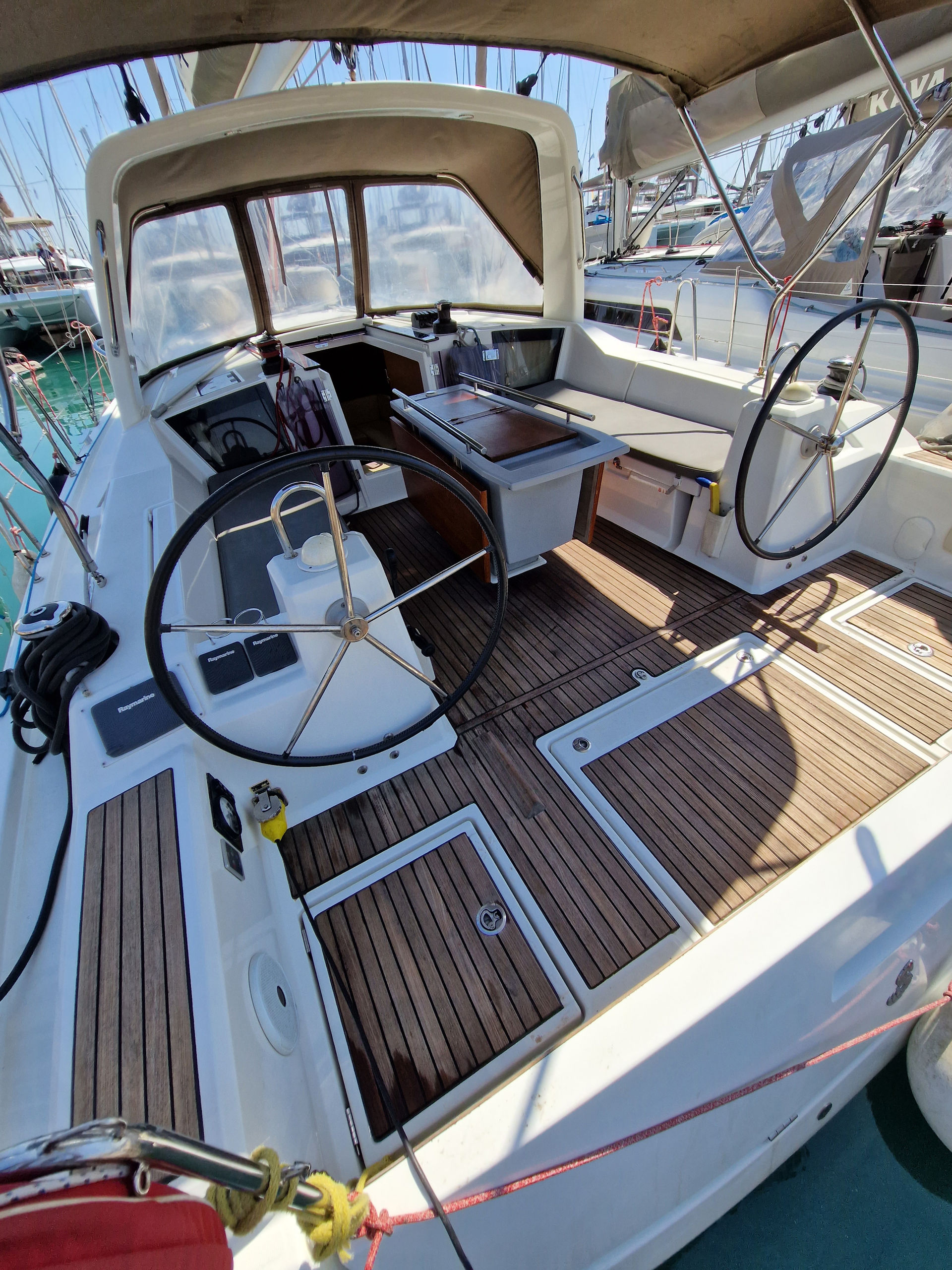 nausys-43305481-932995-n3.jpg