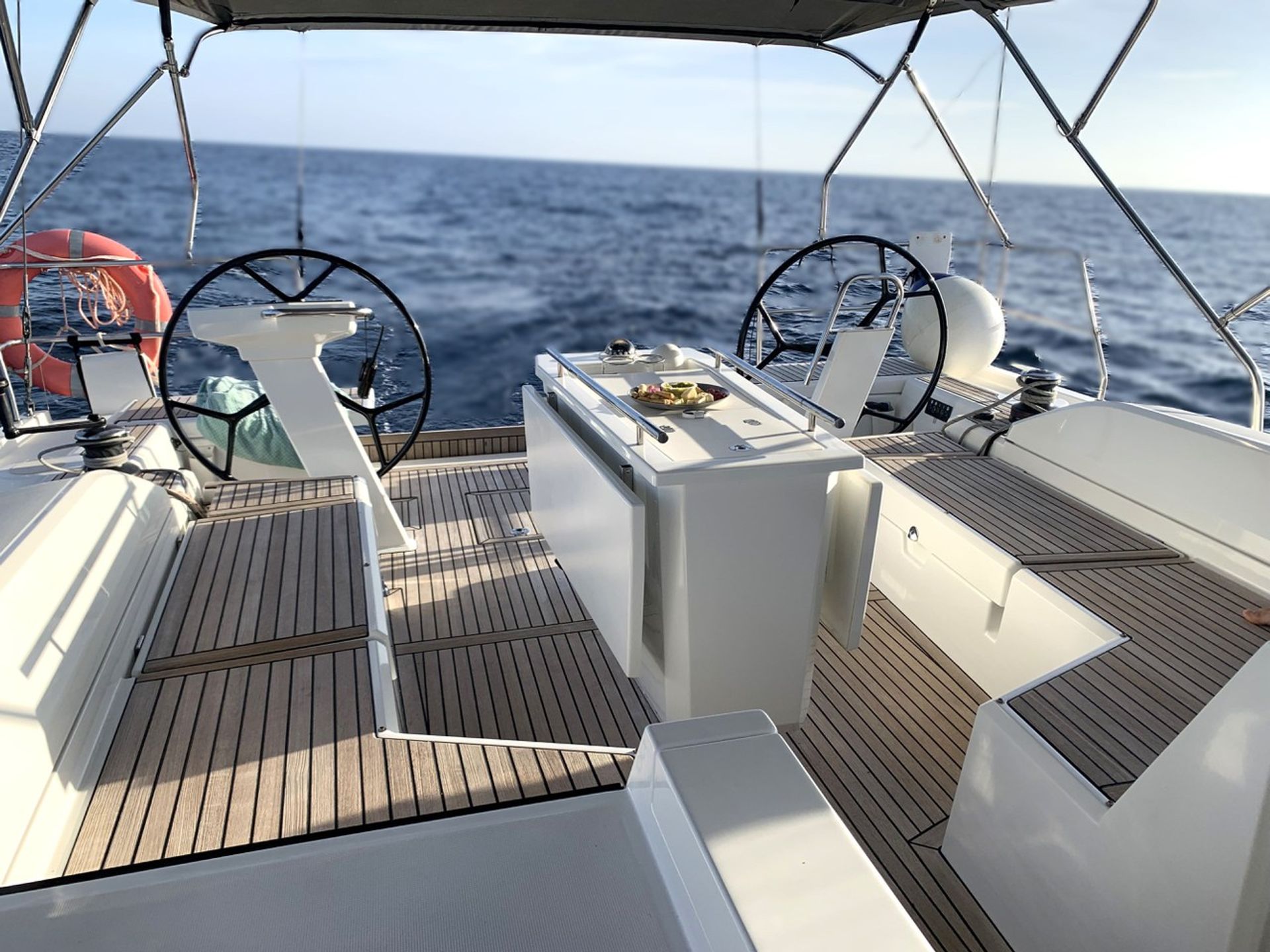 nausys-43337342-43336792-n1.jpg