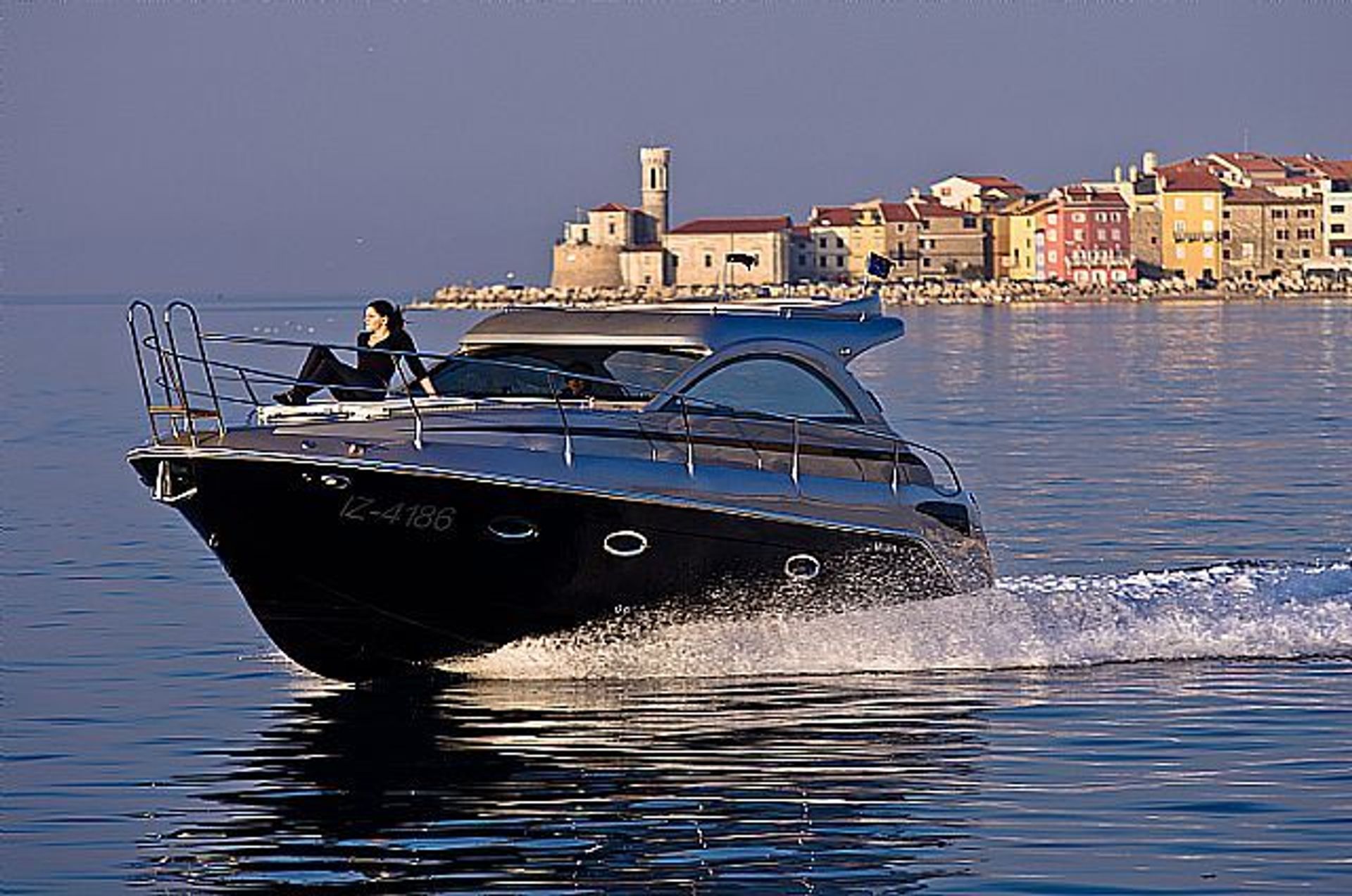 nausys-43360110-35320565-main.jpg