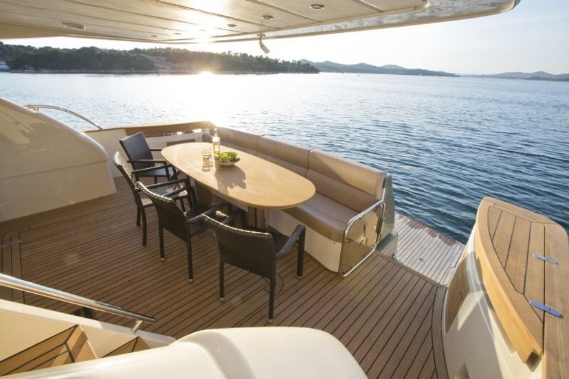 Abacus Marine 70 Malibu