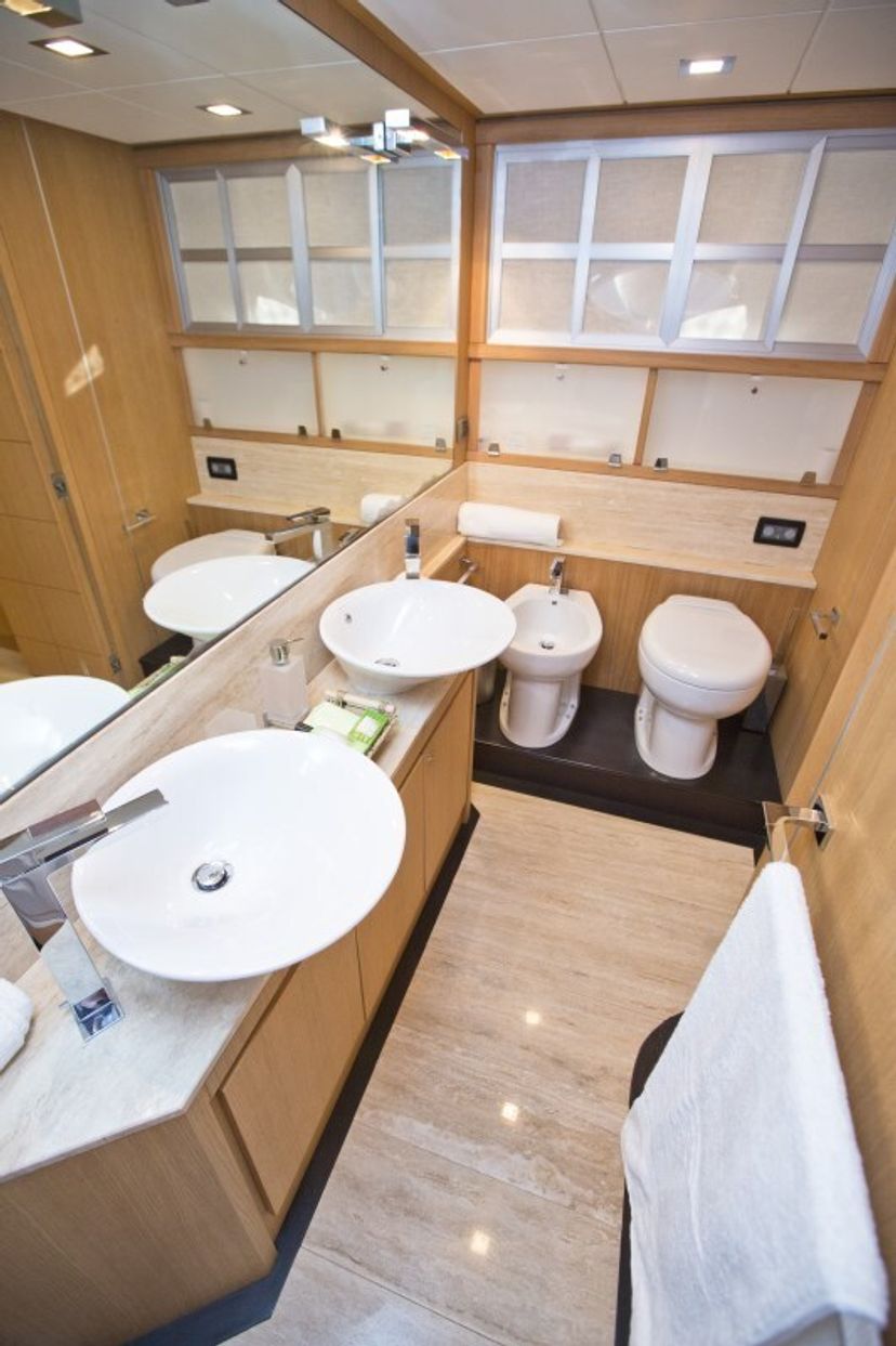 Abacus Marine 70 Malibu