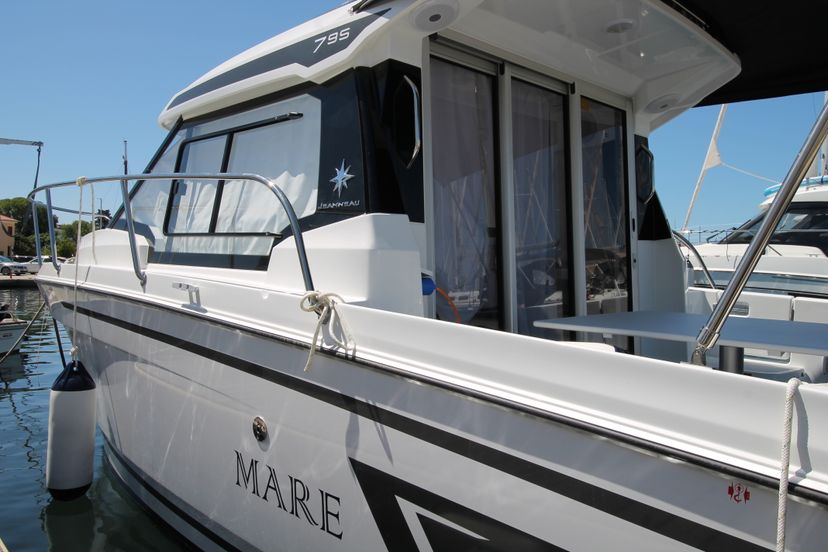 Jeanneau MERRY FISHER 795 Mare
