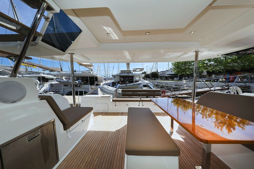 Fountaine Pajot 47 Tamara V