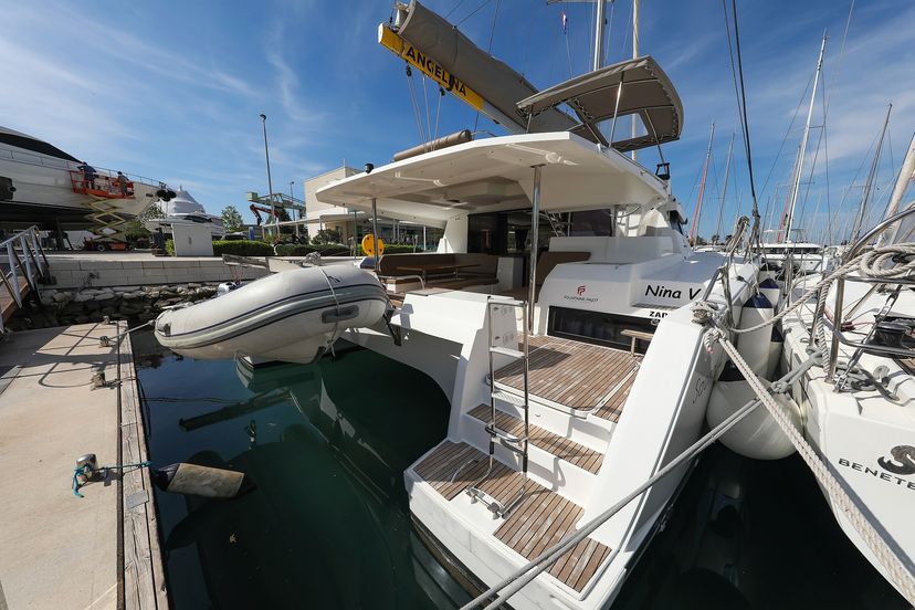 Fountaine Pajot 47 Nina V