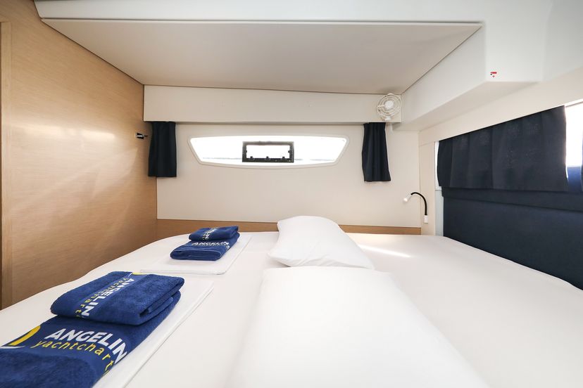 Fountaine Pajot 47 Nina V