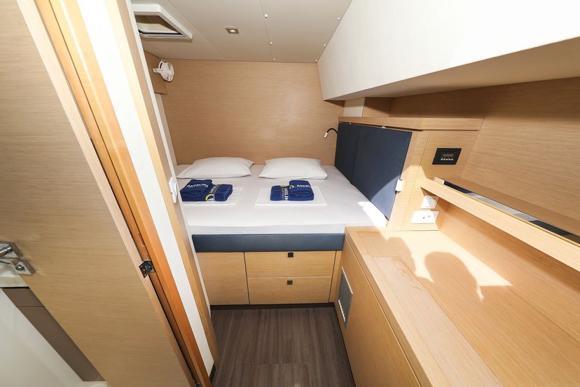 Fountaine Pajot 47 Nina V