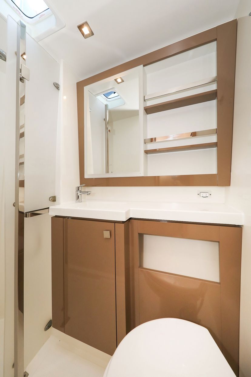 Fountaine Pajot 47 Nina V