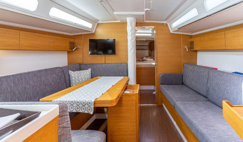 X-Yachts Xara