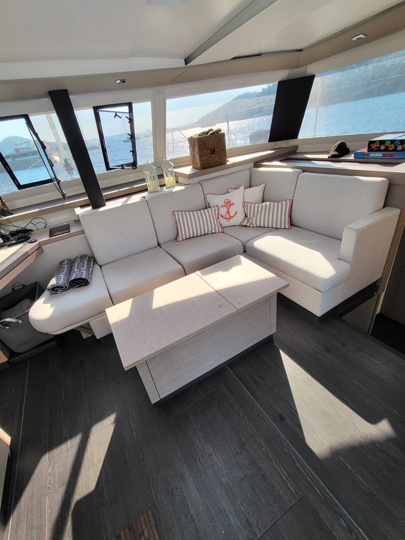 Fountaine Pajot 42 Agosto